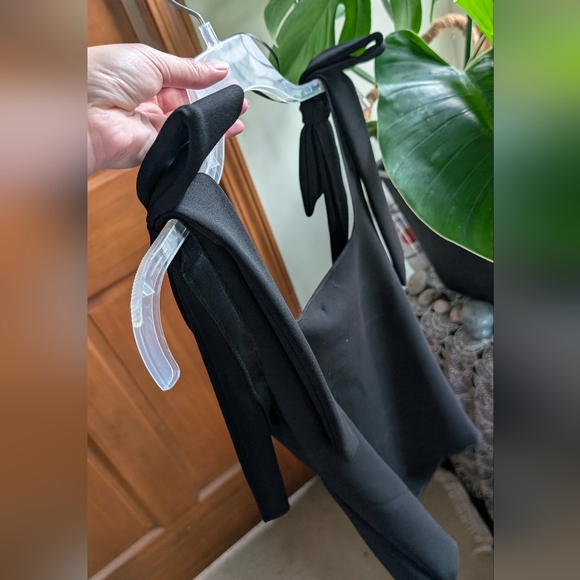 Zara Black Square Neck Tank with Tie Shoulder Straps - Picture 8 of 10